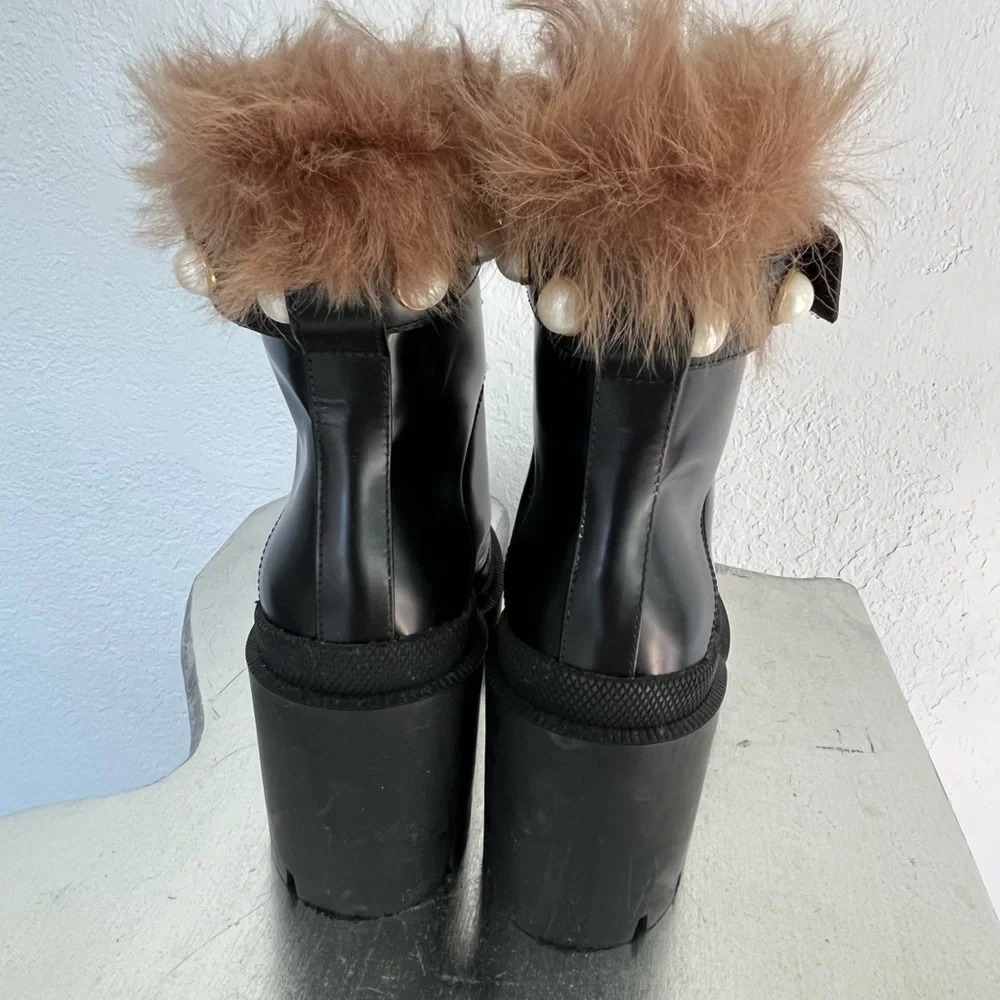 Gucci Trip Black Lace Up Heel Combat Boots with Fur Trim & Pearl Details Size 5 - Picture 8 of 11
